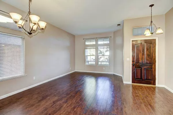 5504 New Vista DR, Rocklin, CA 95765