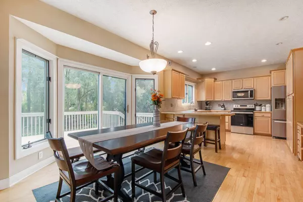 904 Wallin Drive, Jenison, MI 49428