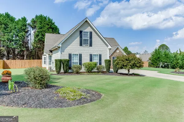 5610 Chinook Court, Flowery Branch, GA 30542