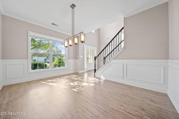 2024 Creekside Manor LN, Knoxville, TN 37932