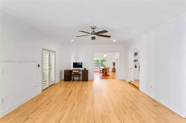 4200 Anderson Rd, Coral Gables, FL 33146