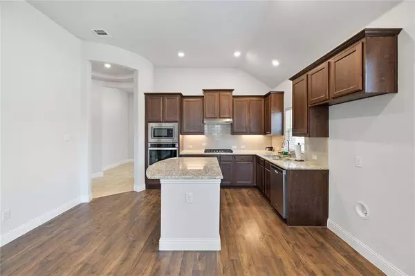 1109 Embers Lane, Denton, TX 76201