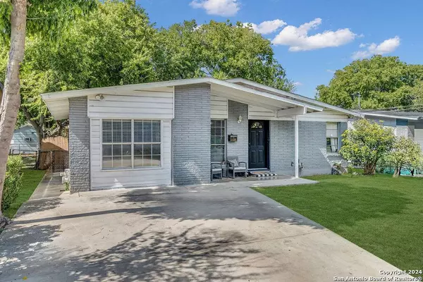 2223 RAMONA ST, San Antonio, TX 78201-3429