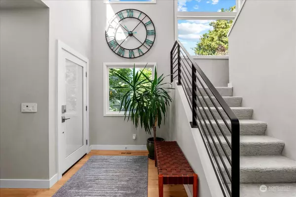 11216 NE 106th Place, Kirkland, WA 98033