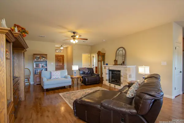 2181 ROCKY RIDGE LOOP, Canyon Lake, TX 78133-2069