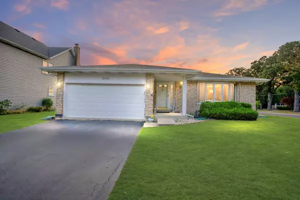 2160 Mulberry DR, West Chicago, IL 60185