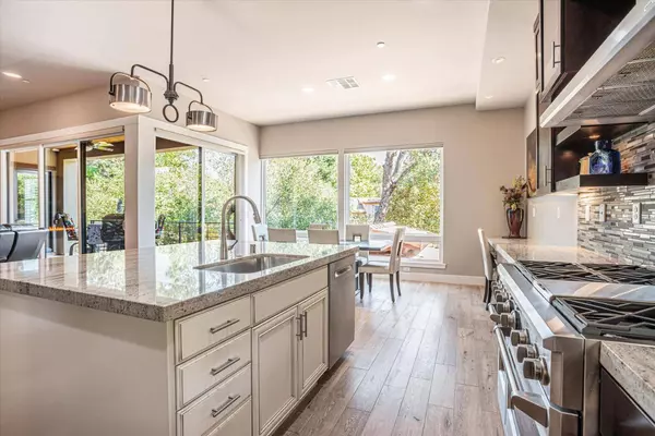 3530 Serramont CT, Carmichael, CA 95608