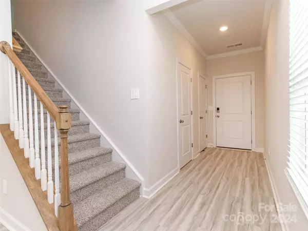 160 Bird Dog DR, Mooresville, NC 28115