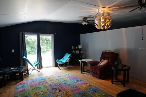 324 N FAIRVIEW AVE, Deland, FL 32724