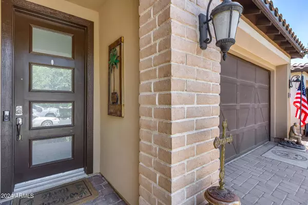 4707 S AVITUS Lane, Mesa, AZ 85212