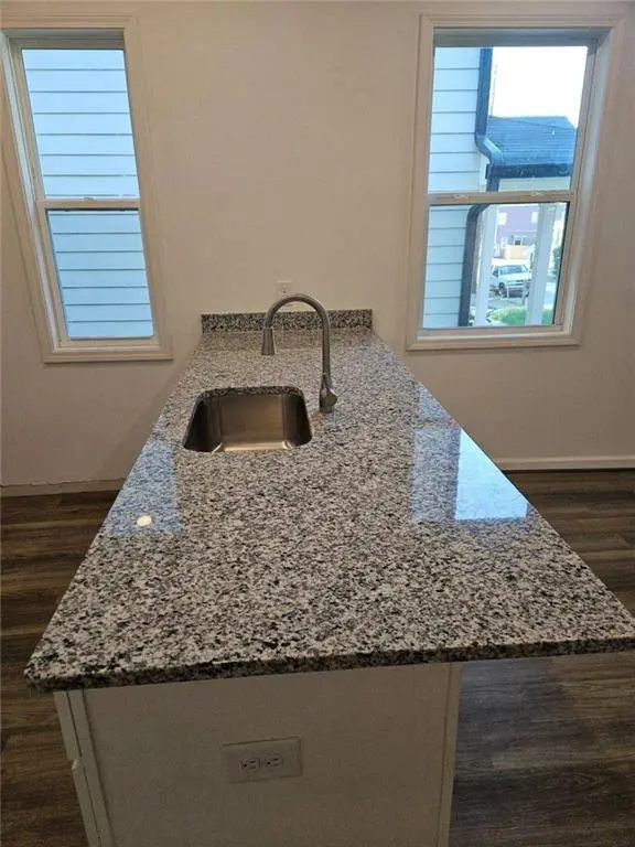 1002 Smith ST, Atlanta, GA 30310