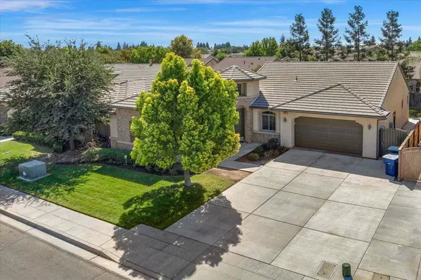 5911 W Donner Avenue, Fresno, CA 93722