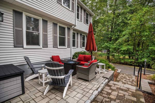 10 Zion Hill RD, Salem, NH 03079