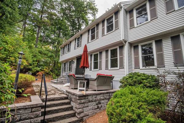 10 Zion Hill RD, Salem, NH 03079