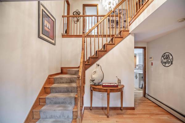 10 Zion Hill RD, Salem, NH 03079