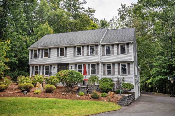 10 Zion Hill RD, Salem, NH 03079