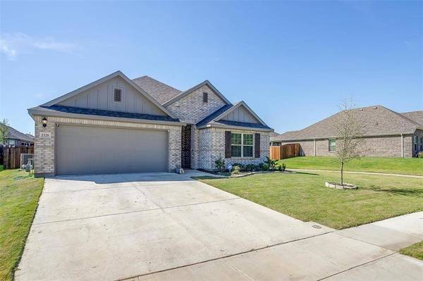 1328 Alderwood Lane, Crowley, TX 76036