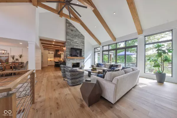 8219 Twin Pointe CIR, Indianapolis, IN 46236