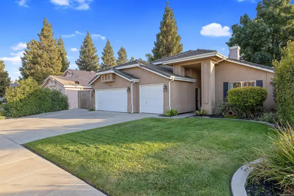 1425 E Sunnyside Avenue, Visalia, CA 93292