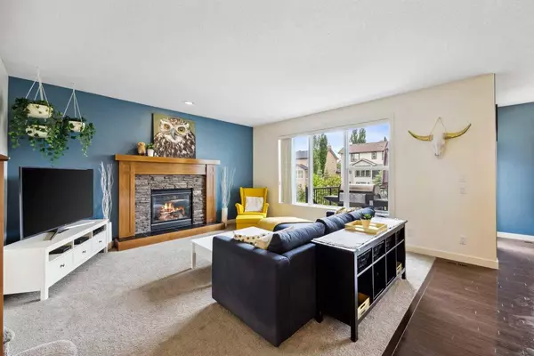 59 Elgin Estates HL SE, Calgary, AB T2Z 4R1