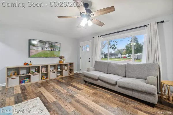 6078 FREEDOM Lane, Flint, MI 48506