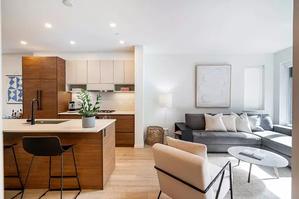 528 E 2ND ST #22, North Vancouver, BC V7L 0G8