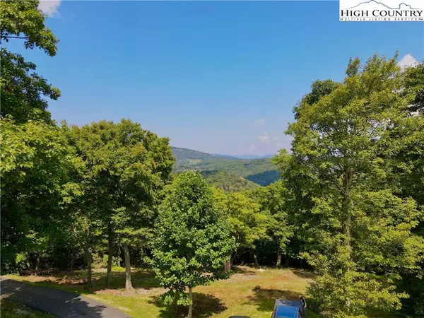 239 Thunder Wood TRL, Blowing Rock, NC 28605