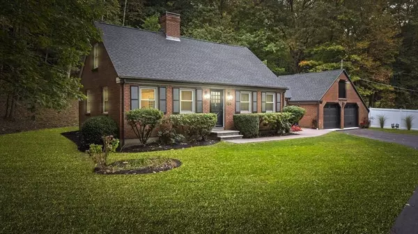 184 Perkins Row, Topsfield, MA 01983