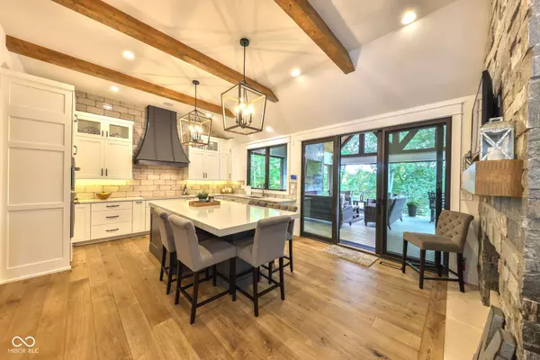 8219 Twin Pointe CIR, Indianapolis, IN 46236