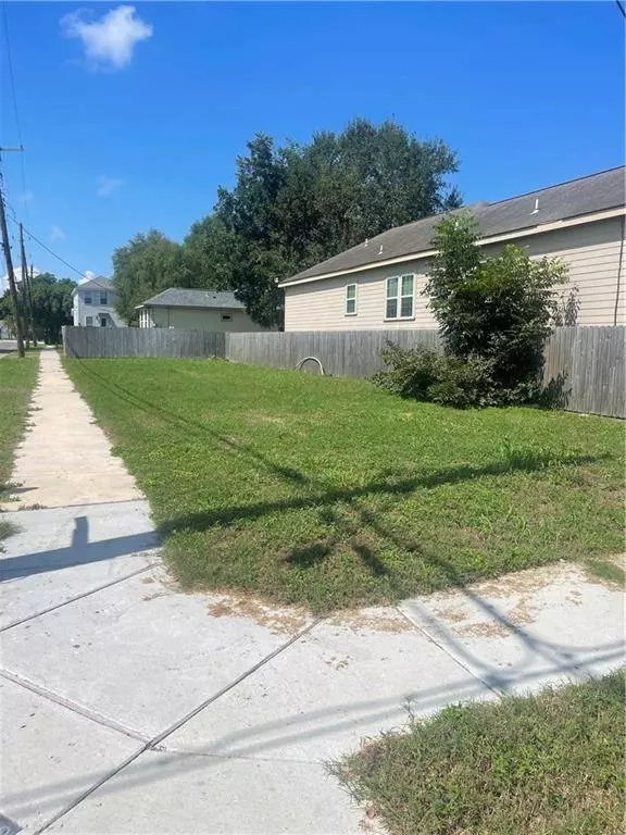 4622 ALLEN ST, New Orleans, LA 70122