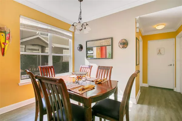 2041 ESTANCIA CIR #2041, Kissimmee, FL 34741