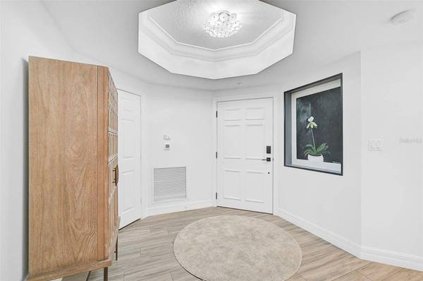 385 N POINT RD #403, Osprey, FL 34229