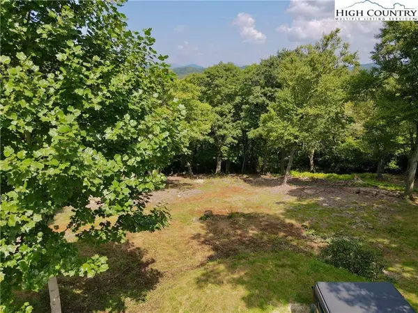 239 Thunder Wood TRL, Blowing Rock, NC 28605