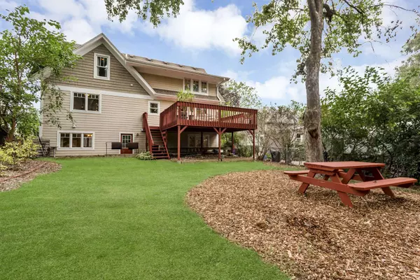 70 S Main ST, Glen Ellyn, IL 60137