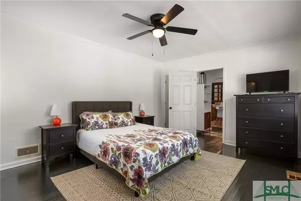 1111 E 52nd ST, Savannah, GA 31404