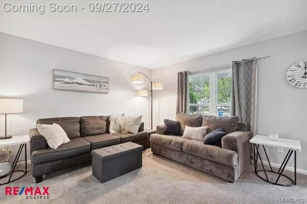 4091 Highview Court, Waterford, MI 48329