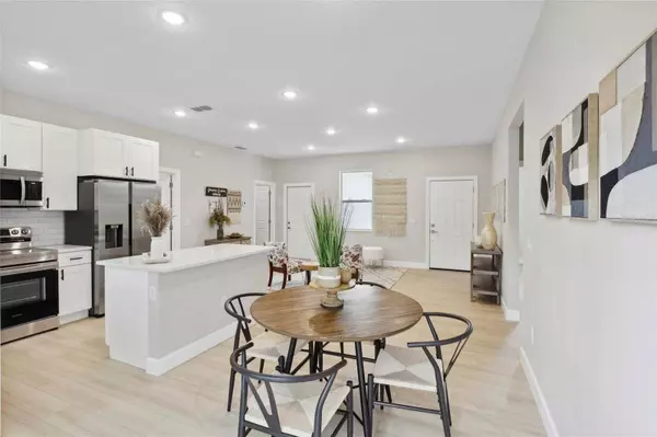 1620 9TH AVE, Deland, FL 32724