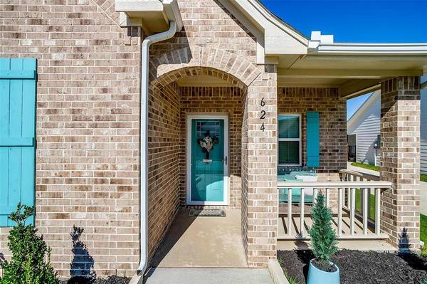 624 Adeline Drive, Burleson, TX 76028