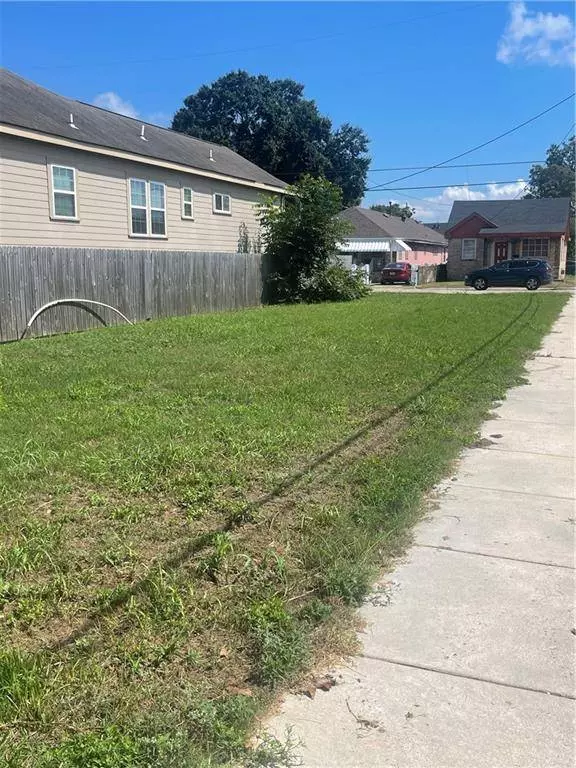 4622 ALLEN ST, New Orleans, LA 70122