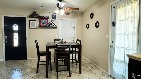 1033 Porter St, Other, CA 93555