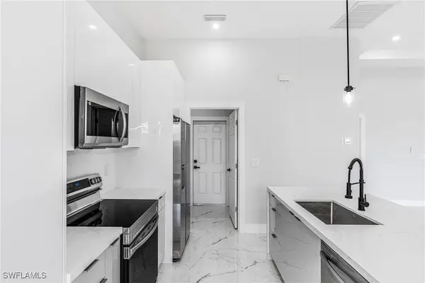 2616 29th ST SW, Lehigh Acres, FL 33976