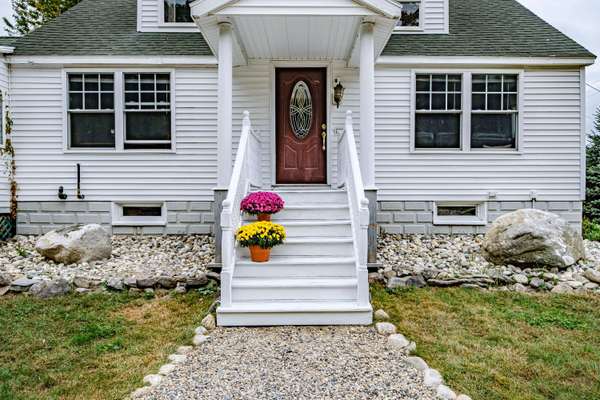 268 Portland RD, Gray, ME 04039