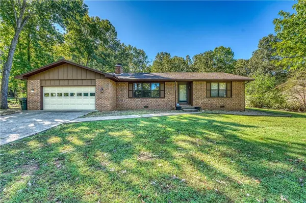 482 Driftwood Dr, Mountain Home, AR 72653