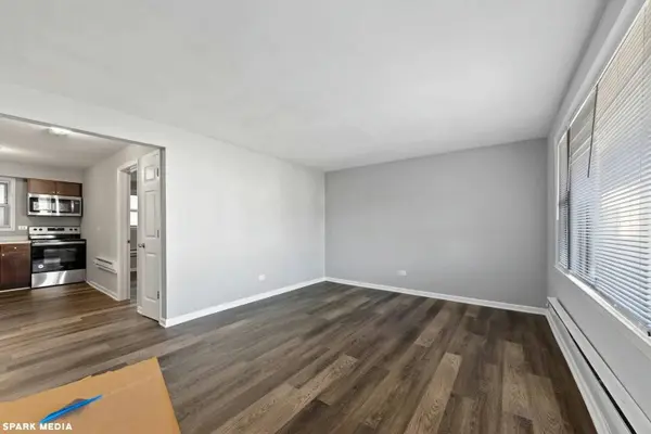 7617 S Colfax Avenue, Chicago, IL 60649