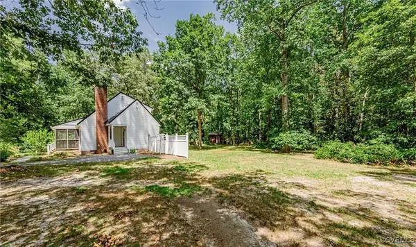 32 Mayfair TRCE, Aylett, VA 23009