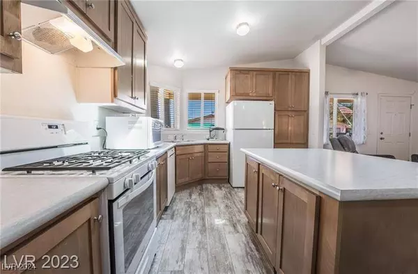 3569 Lost Hills Drive, Las Vegas, NV 89122