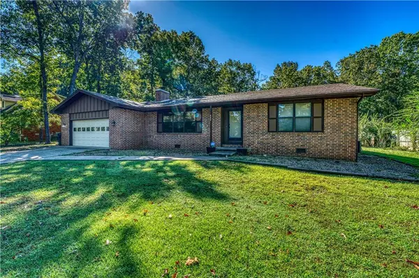 482 Driftwood Dr, Mountain Home, AR 72653