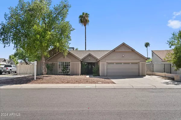 6315 W AIRE LIBRE Avenue, Glendale, AZ 85306