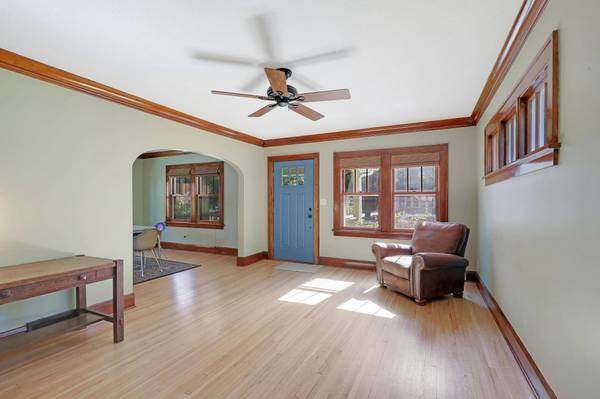 61 George ST E, Saint Paul, MN 55107