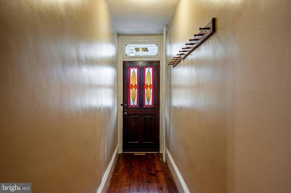 1003 W BRIDGE ST, Phoenixville, PA 19460